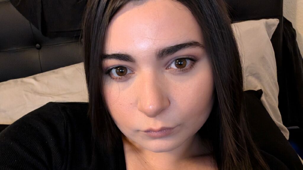 SashaMaroon