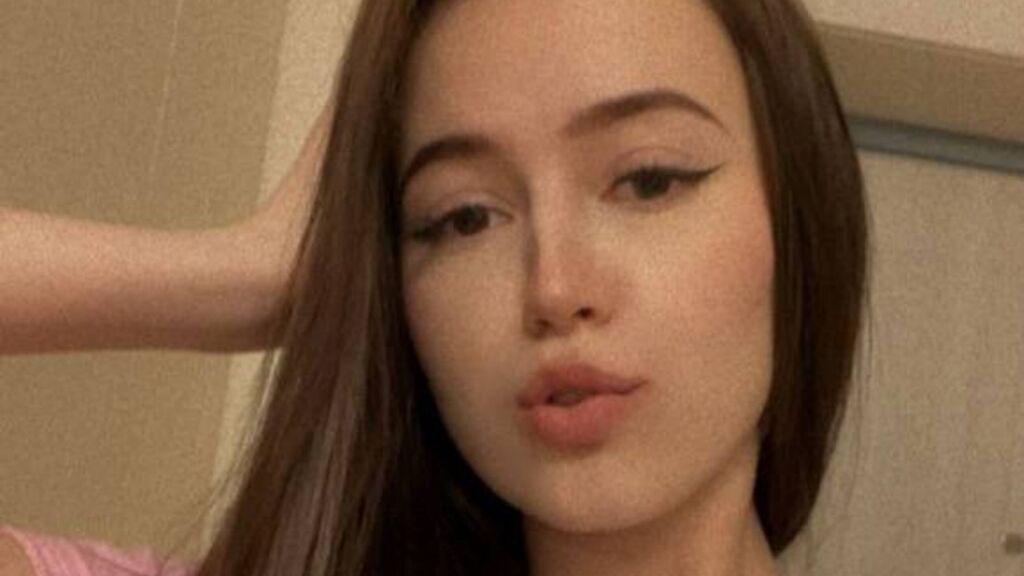 ChloeeeAdams