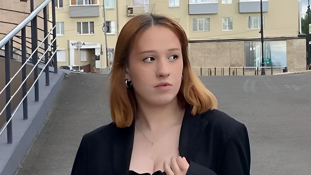 MayaFoxe