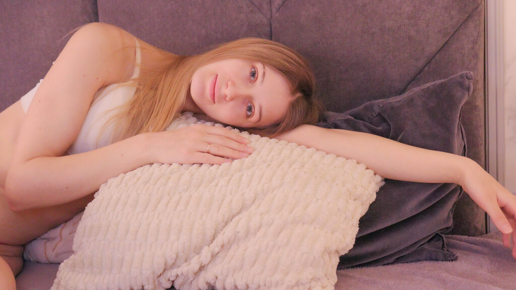 LauraPurr